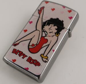 次のZIPPOを見る